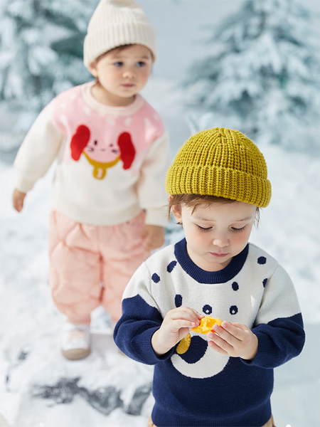 啊咪啦Amila童装品牌2022冬季可爱趣味毛衫