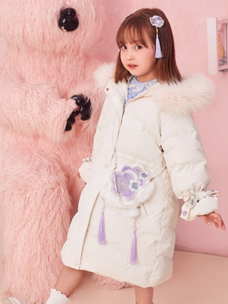 爱法贝童装品牌2022冬季收束羽绒时尚款式
