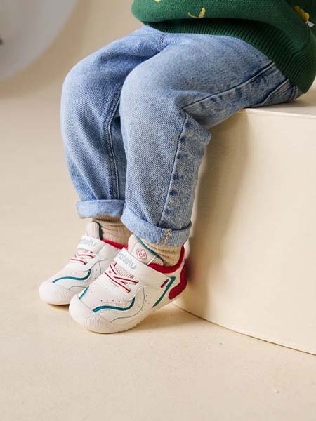 卡特兔童鞋品牌2023秋季